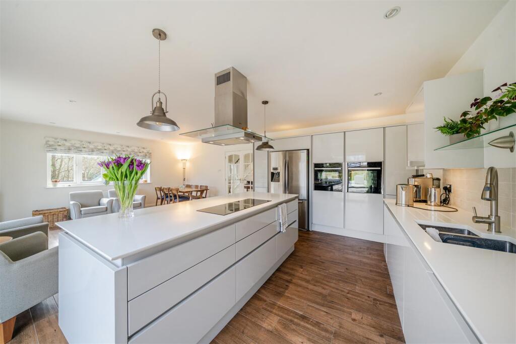 Bank Mill Lane, Berkhamsted photo 4