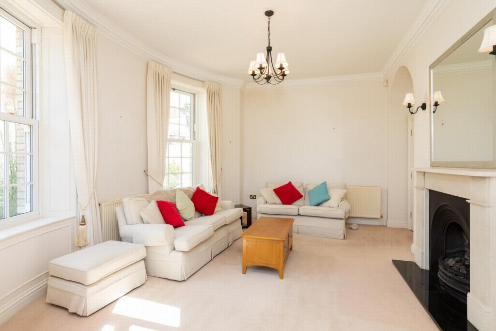 Apartment in Canterbury - More