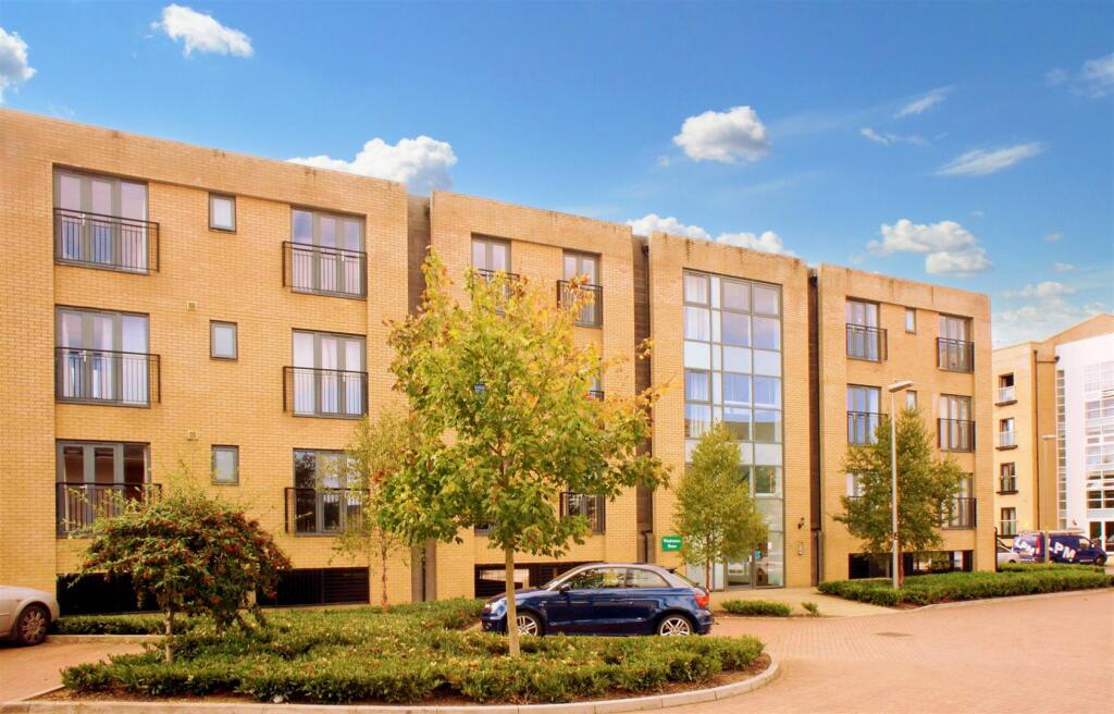 Main image of property: Felsted Caldecotte Lake Milton Keynes MK7
