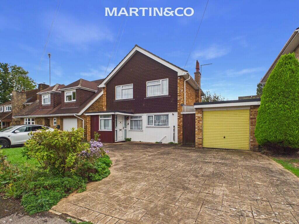 3-bed detached on Curl Way, Wokingham, £515,000