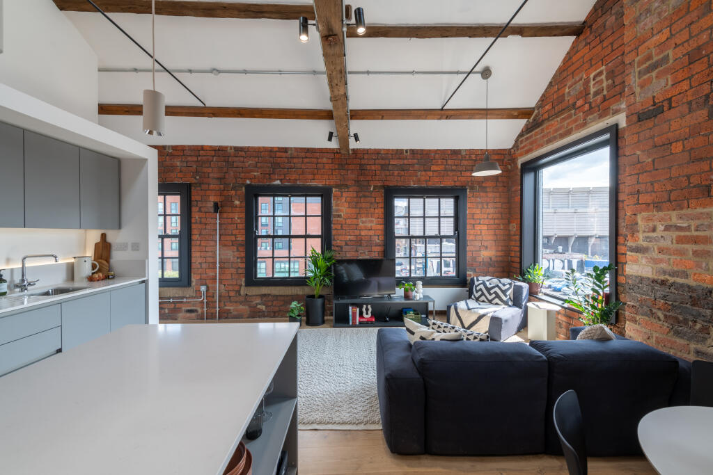 Main image of property: Egerton Lane, Sheffield, S3