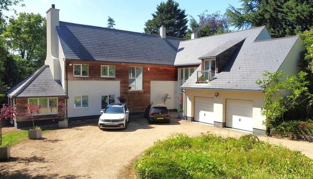 Main image of property: Oakdale, Gainsborough Road, Winthorpe, Newark