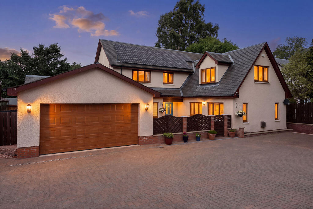 Main image of property: Viewbank View, Bonnyrigg
