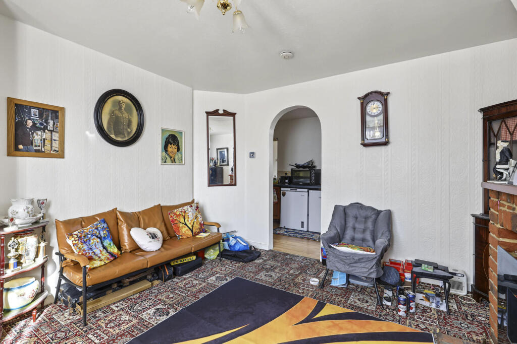 House in London - View 2