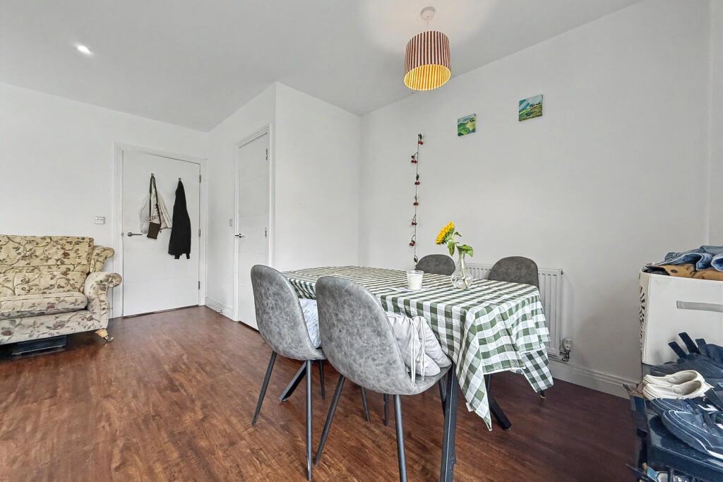 House in Southampton - View 5