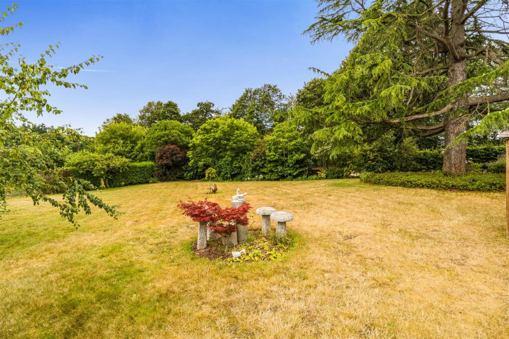 House in Exeter - View 5