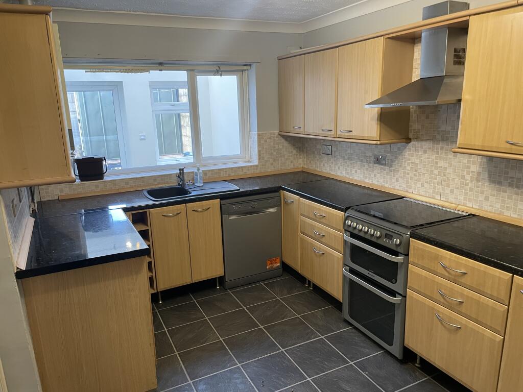 House in Southampton - View 5