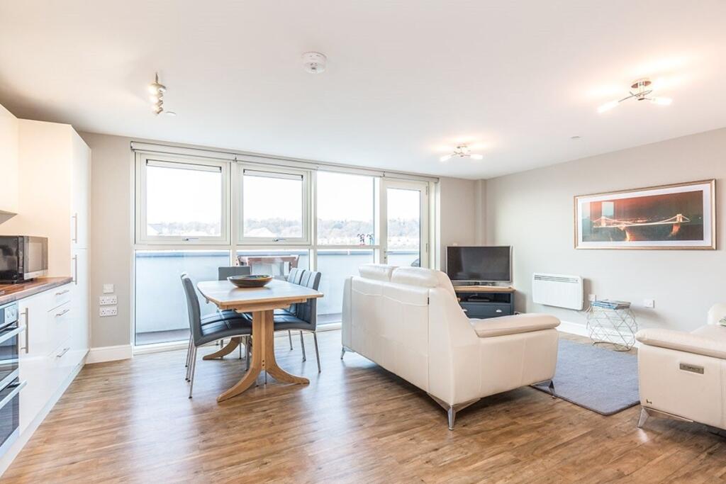 Apartment in Bristol, Port Marine - View 2