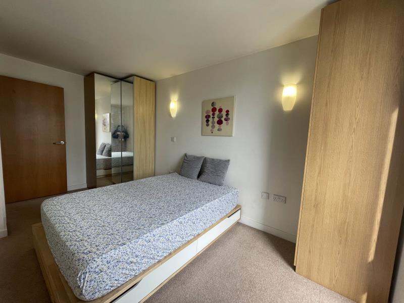 Apartment in London - View 3