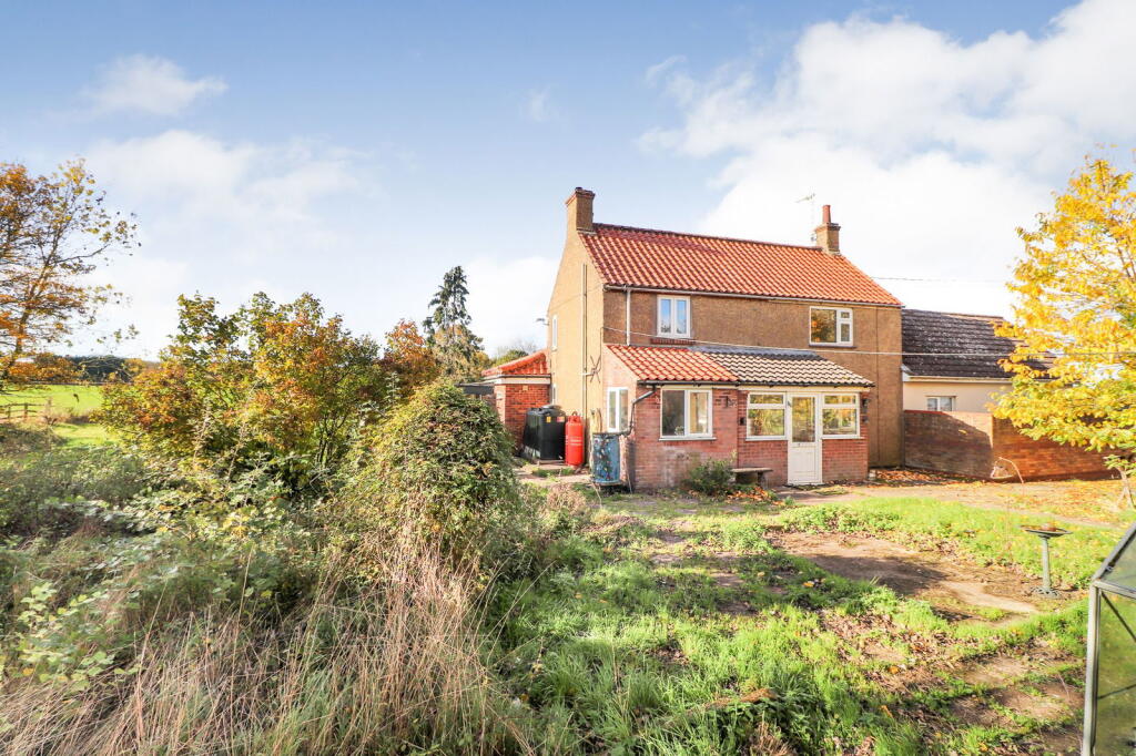 Main image of property: Barford Road, Topcroft, Bungay, NR35 2BB