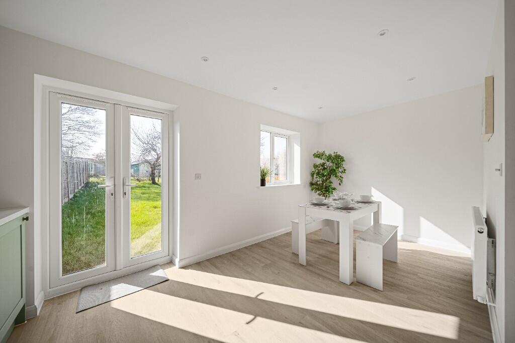 Additional image 2 of CHAIN FREE, 15 Marshall Avenue, St. Albans, Hertfordshire, AL3