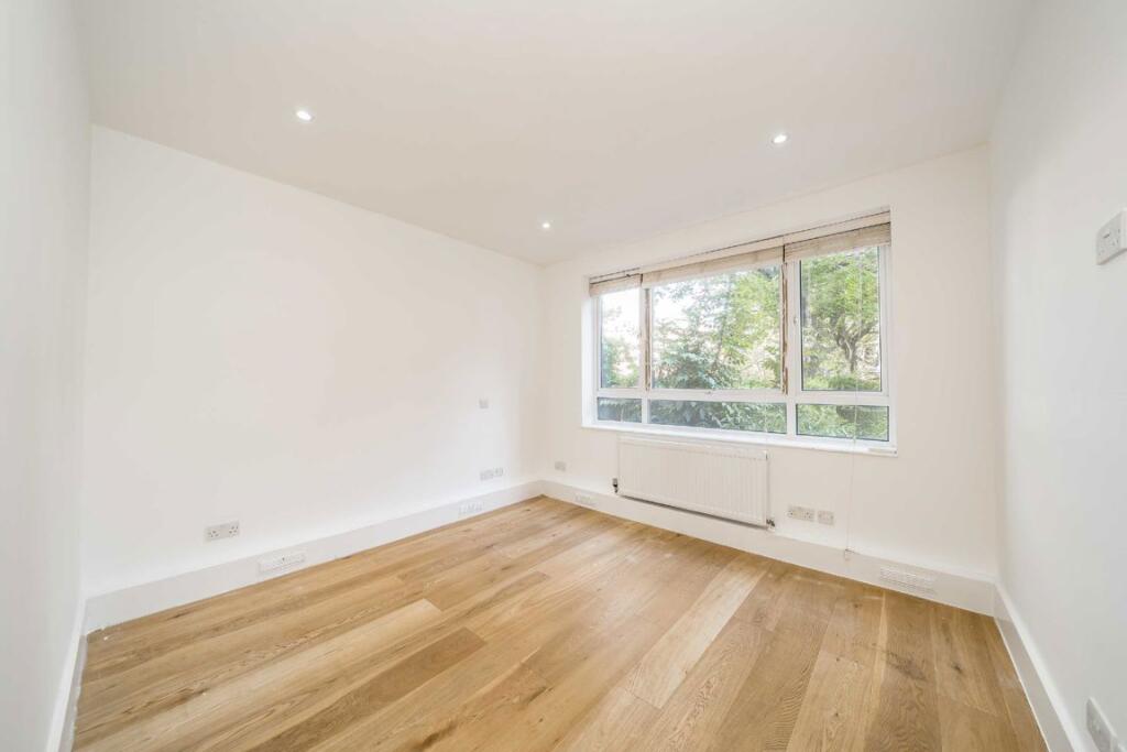 Apartment in London - View 5