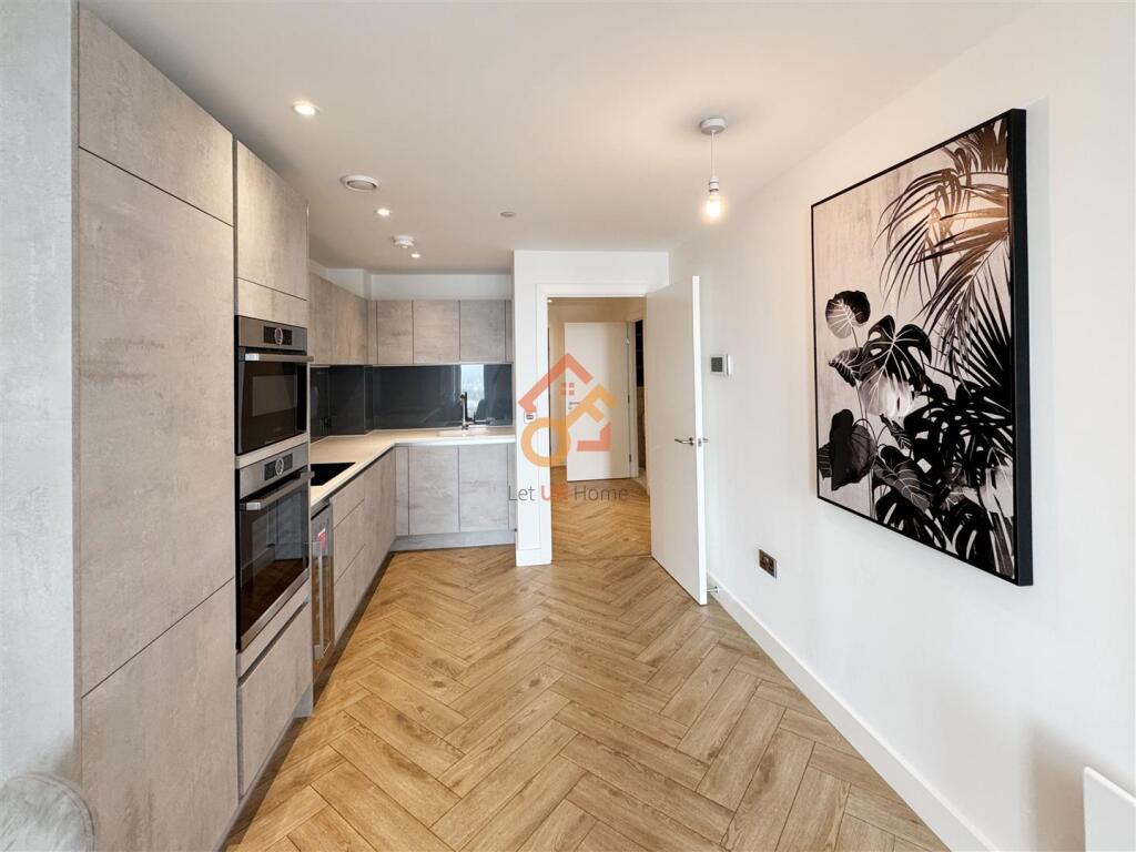 Elizabeth Tower, 141 Chester Road, Manchester M15 photo 5