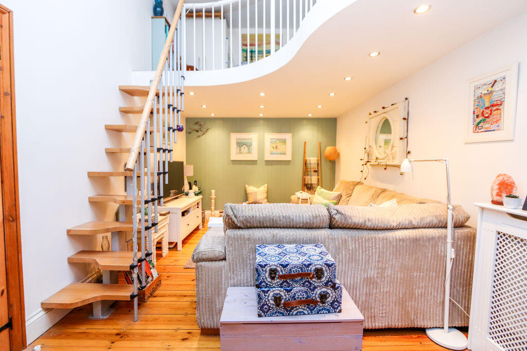 House in Bristol, North Somerset - View 2