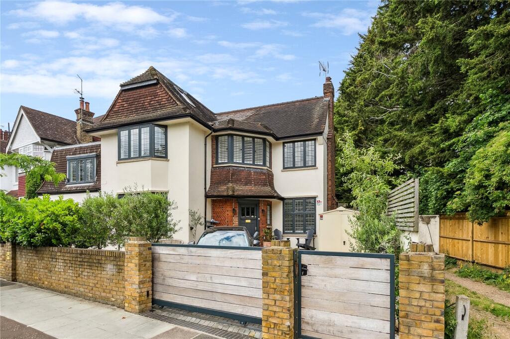 Main image of property: Hertford Avenue, East Sheen, SW14