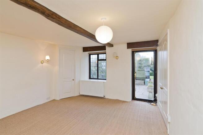55 High Street - The Garden Cottage - Bedroom 2 1.