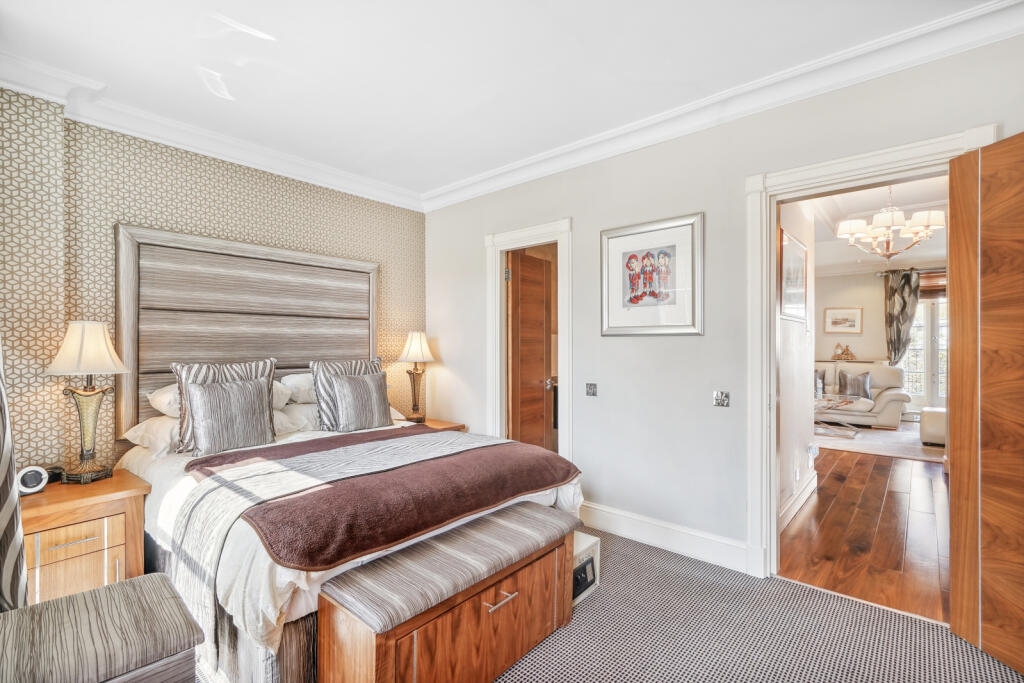 Main image of property: Lindsay Square,
Pimlico, SW1V