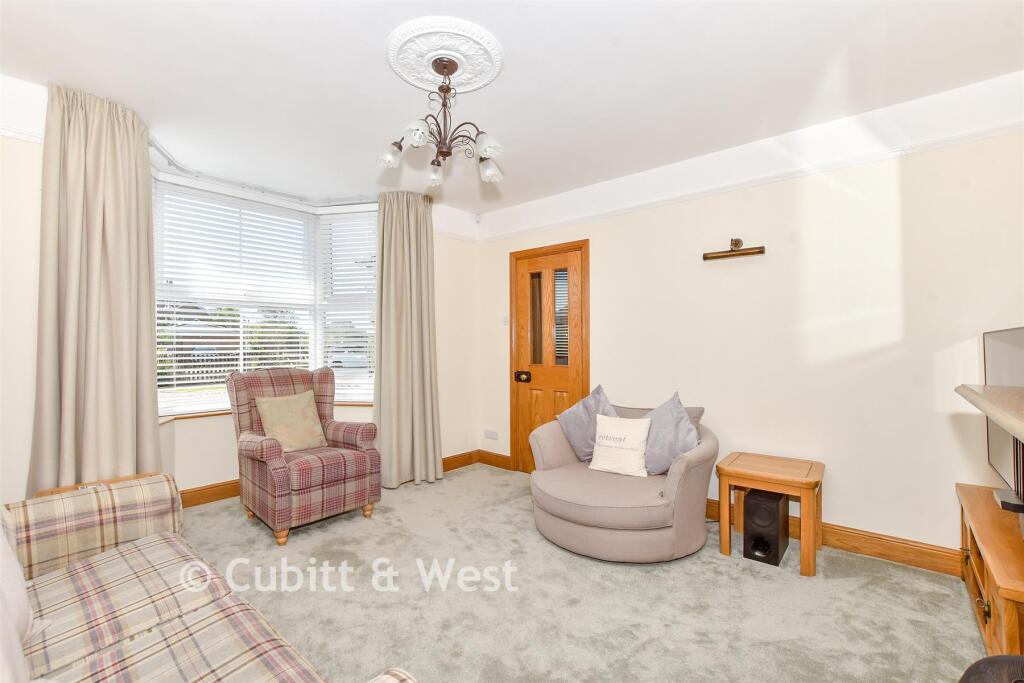House in Havant, Warblington - View 5
