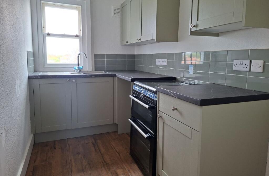 Apartment in Brighton - View 3