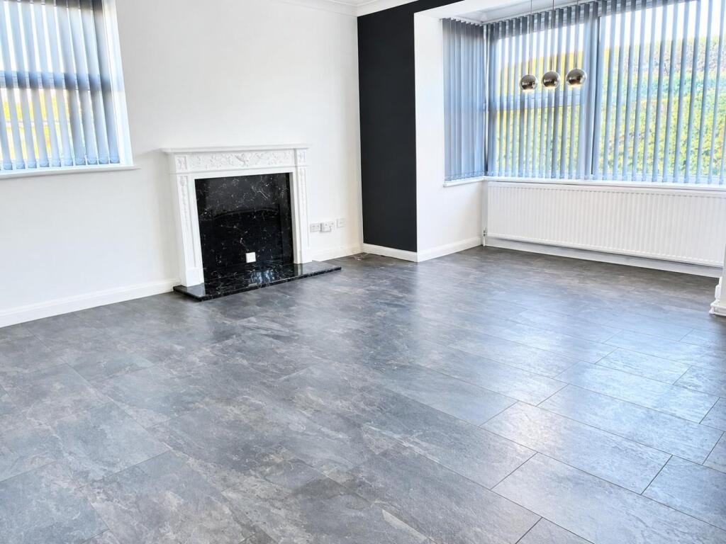 Apartment in Lancing - View 2