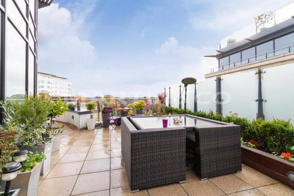 Main image of property: PENTHOUSE - Kew Bridge Riverside Development