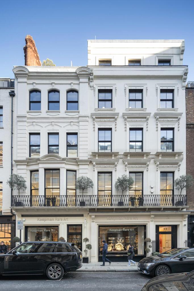 Main image of property: 11 Dover Street, London, W1S 4LJ