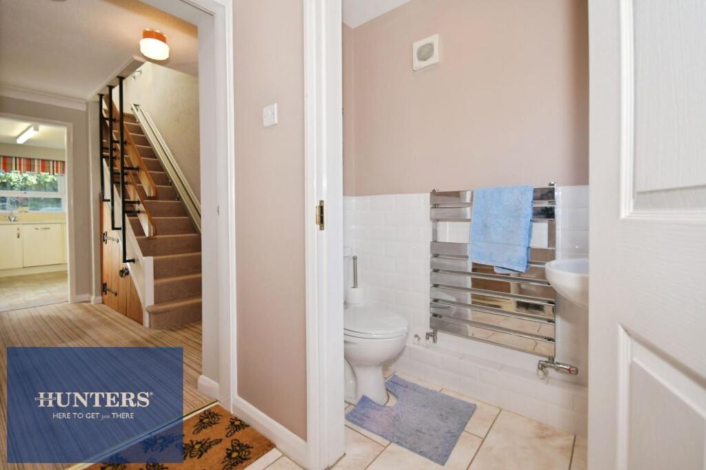 House in Chesterfield, Derbyshire - More