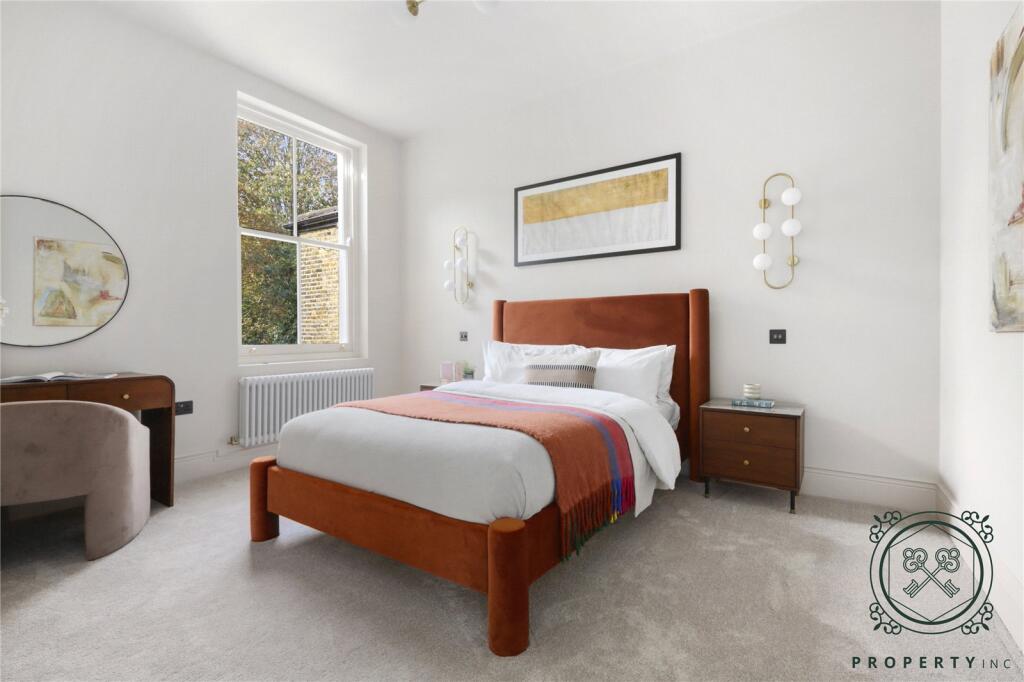 House in London - More