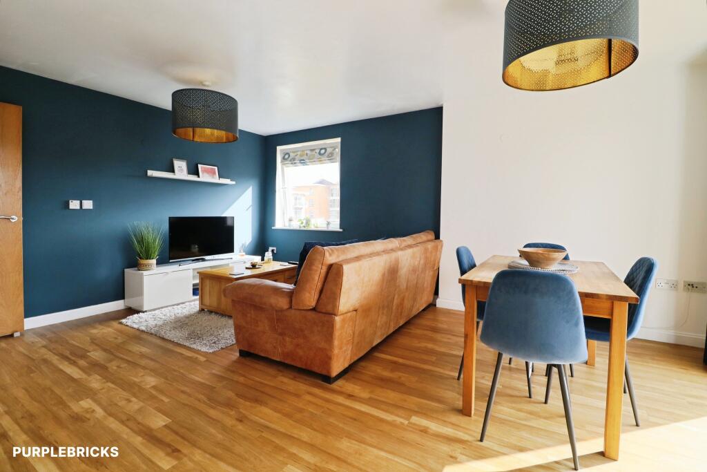 Apartment in Cardiff - View 4