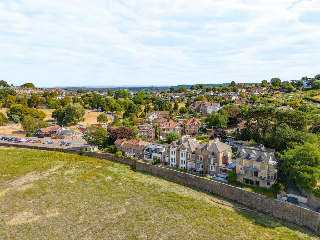 Beach Road West, Portishead, Bristol, Somerset, BS20