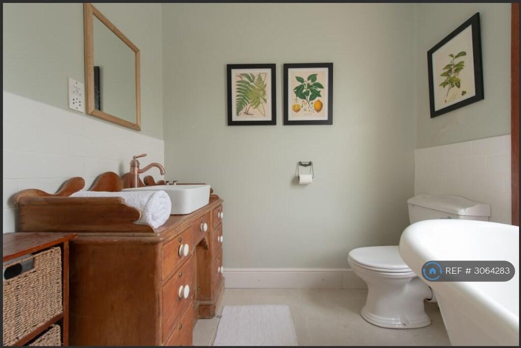 Main image of property: Carlyle Road, London, E12