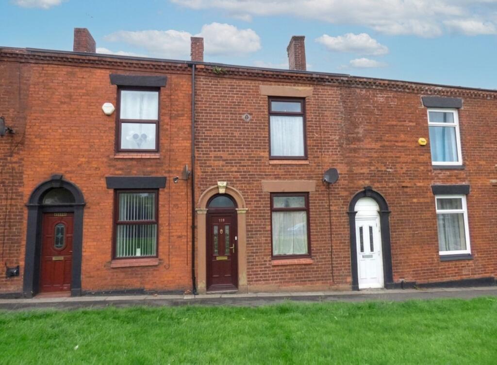Main image of property: Oldham Road, Shaw, OL2