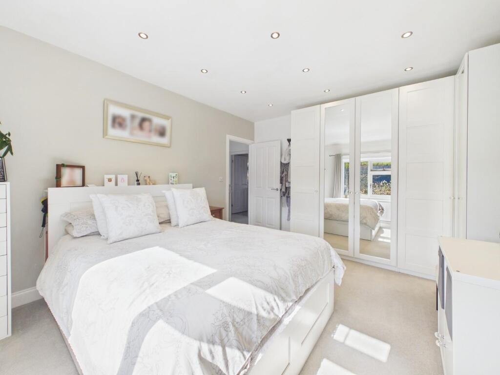 Additional image 14 of Druids View, Bingley, BD16 2DY