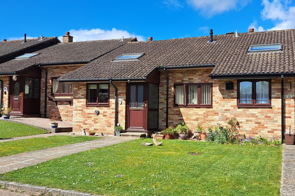 Main image of property: Glengarry New Milton