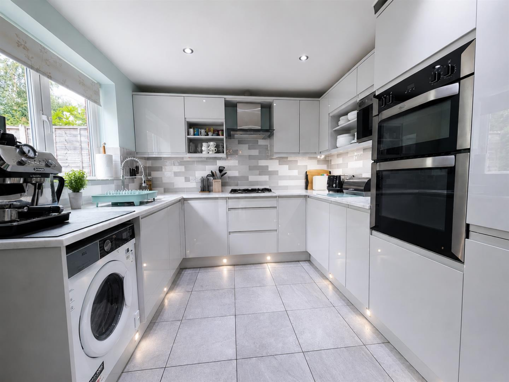 House in Warwick, Hatton - View 3
