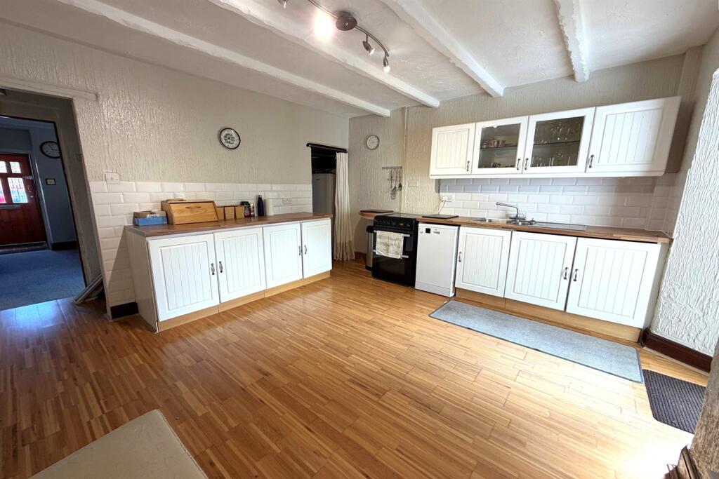 Memorial Road, BS15 photo 5