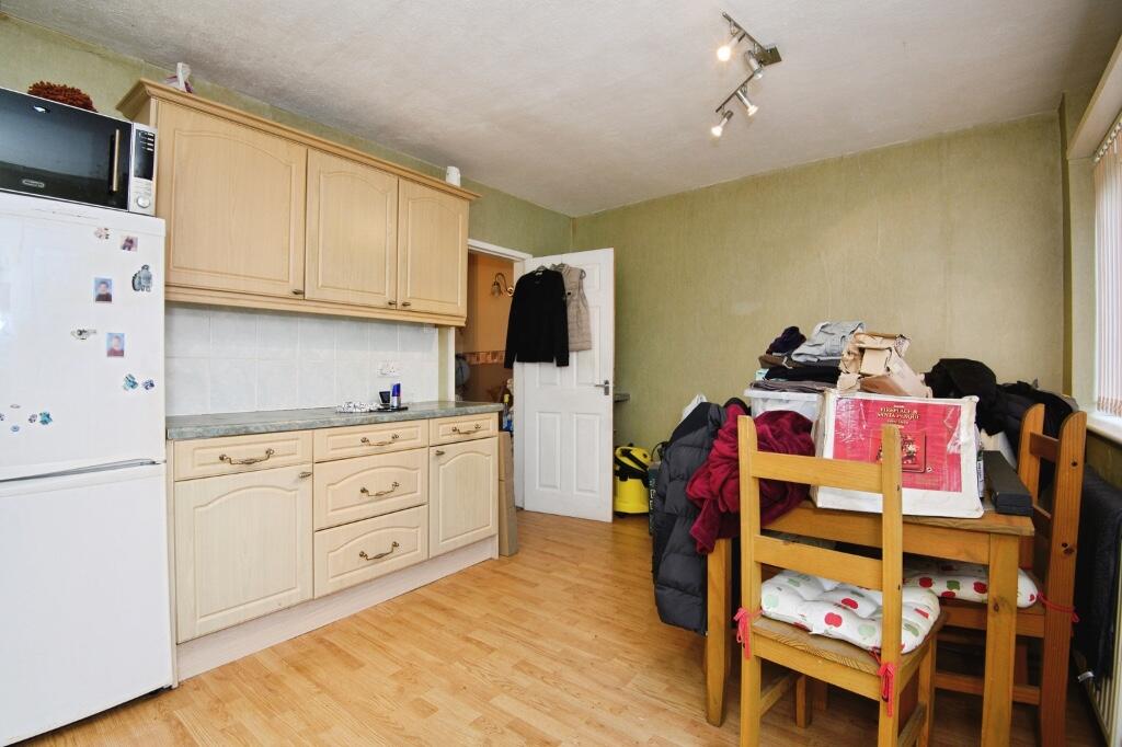 House in Bradford, West Yorkshire - View 4