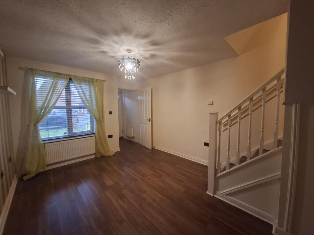 House in Doncaster - View 4