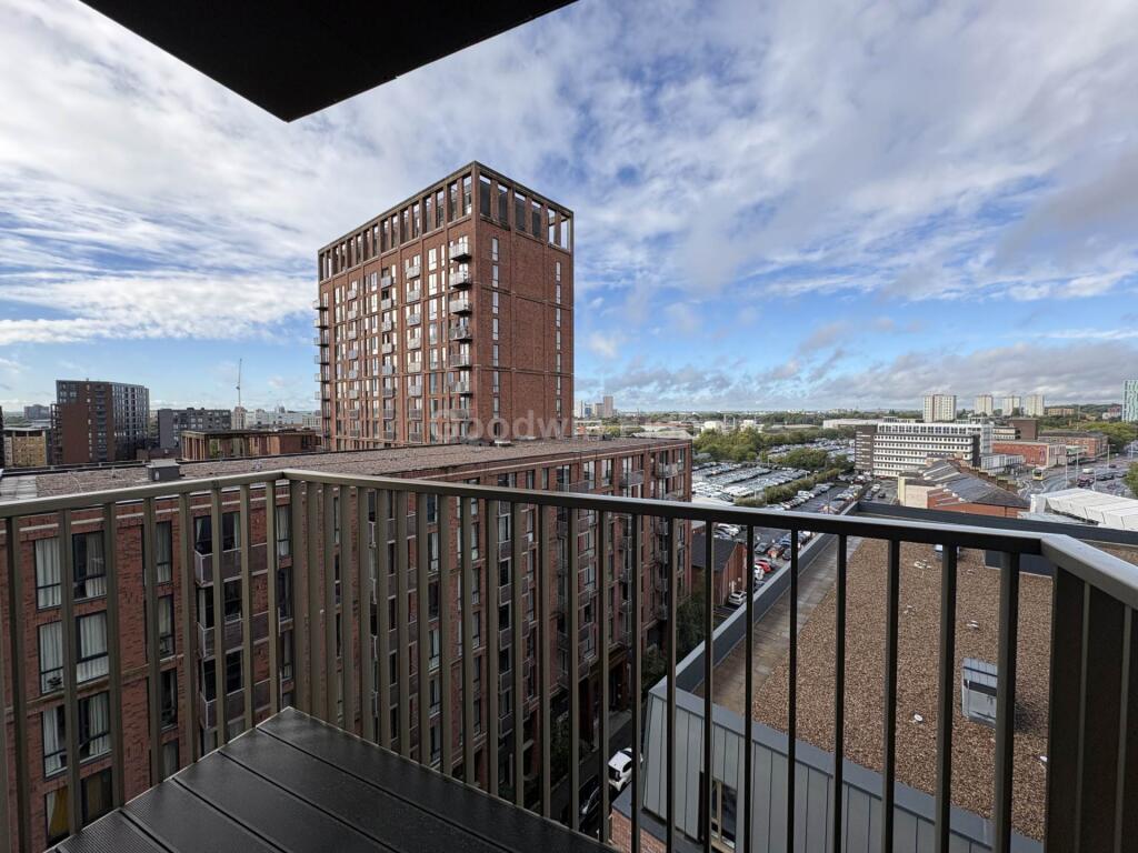 Apartment in Salford, Greater Manchester - More