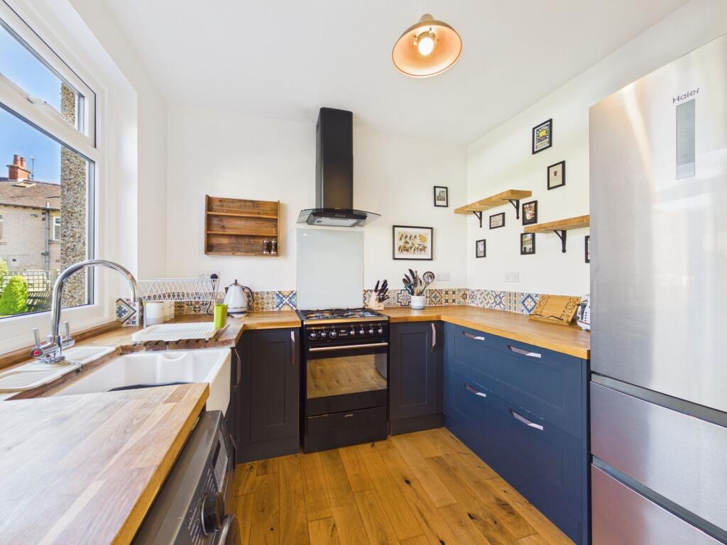 Skipton Road, Bradley, BD20 photo 4