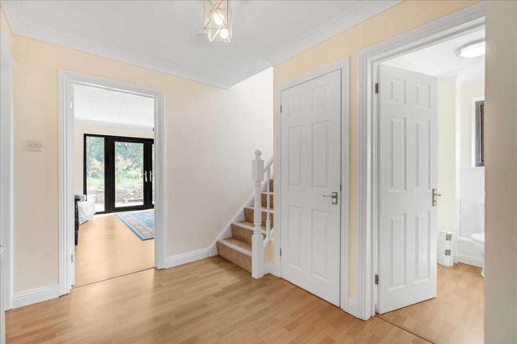 House in Stony Stratford, City of Milton Keynes - View 4