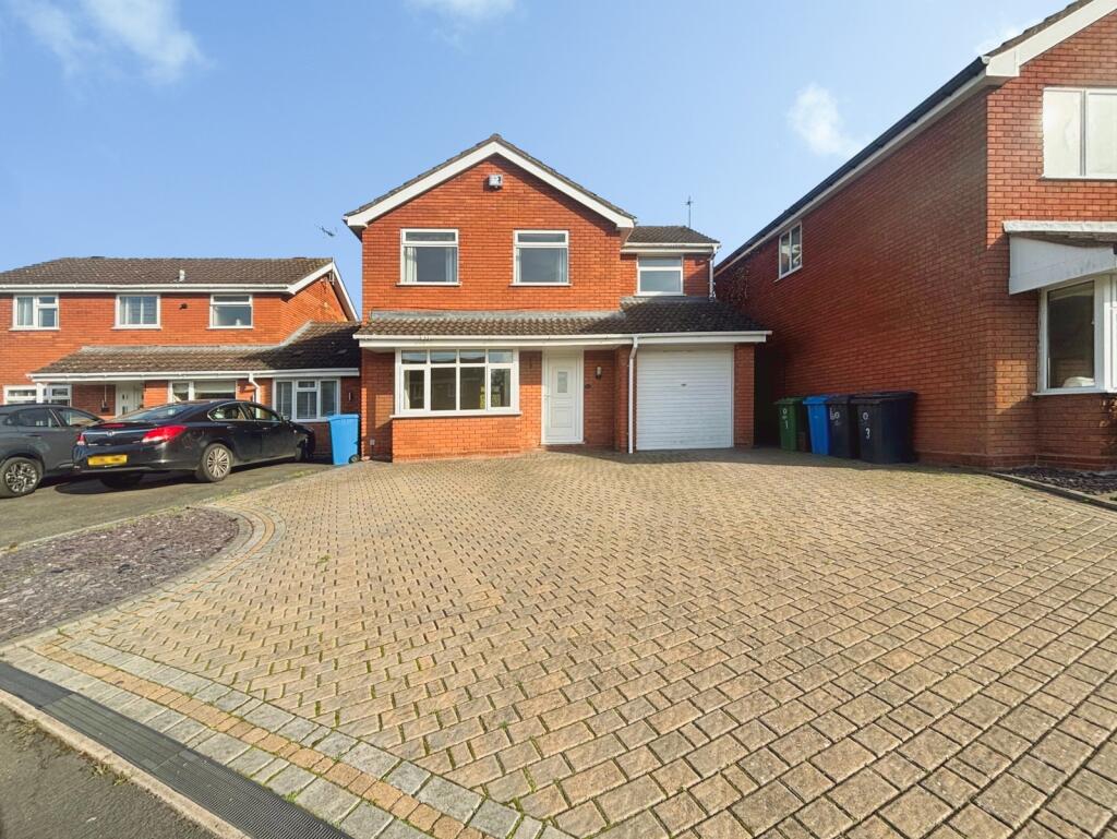 Main image of property: Edge Hill Drive, Perton, Wolverhampton, Staffordshire, WV6