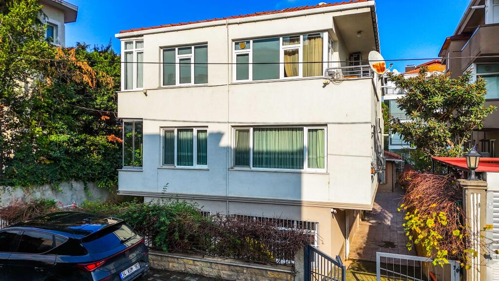 Main image of property: Istanbul, Sariyer, Sariyer
