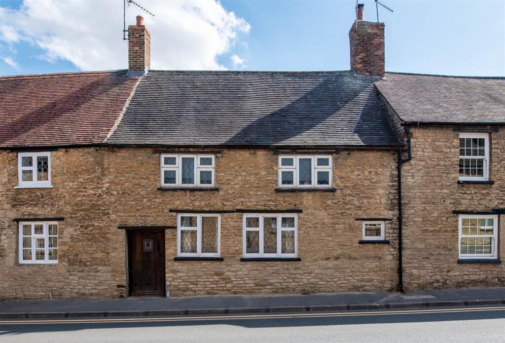 Main image of property: College Street, Higham Ferrers