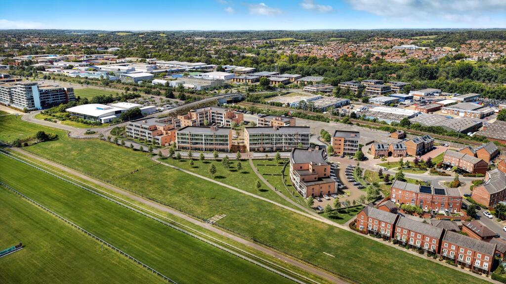 Apartment in Reading, Greenham - More