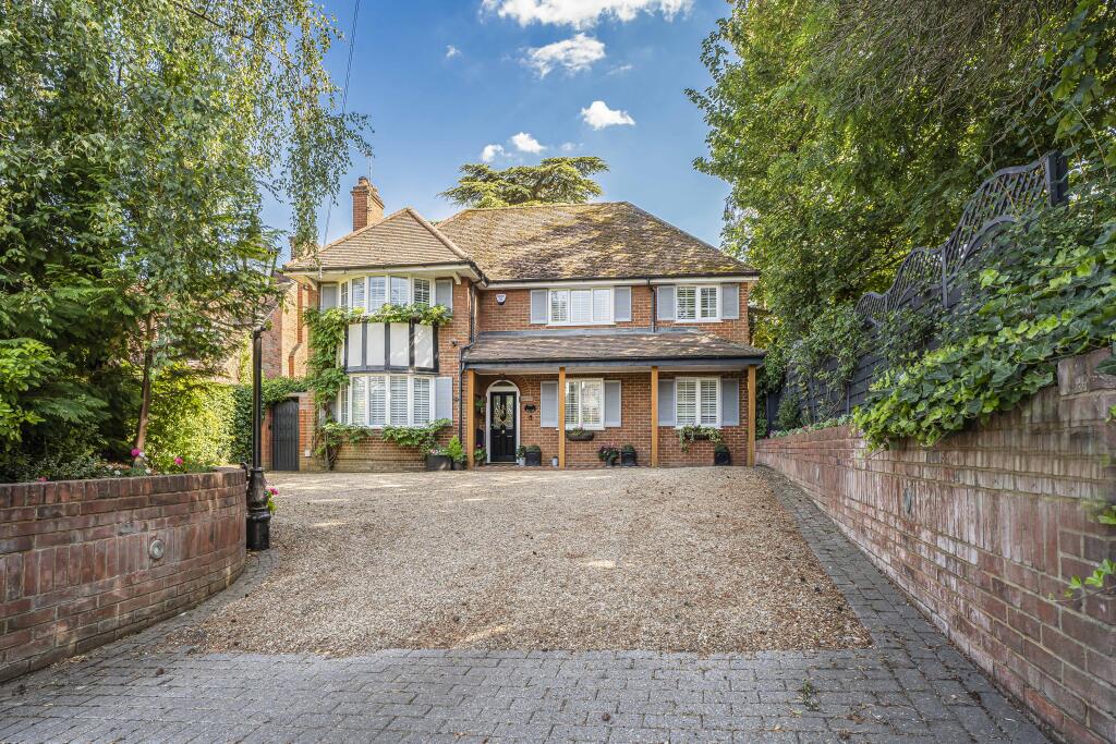 Main image of property: Pirton Road, Hitchin, SG5