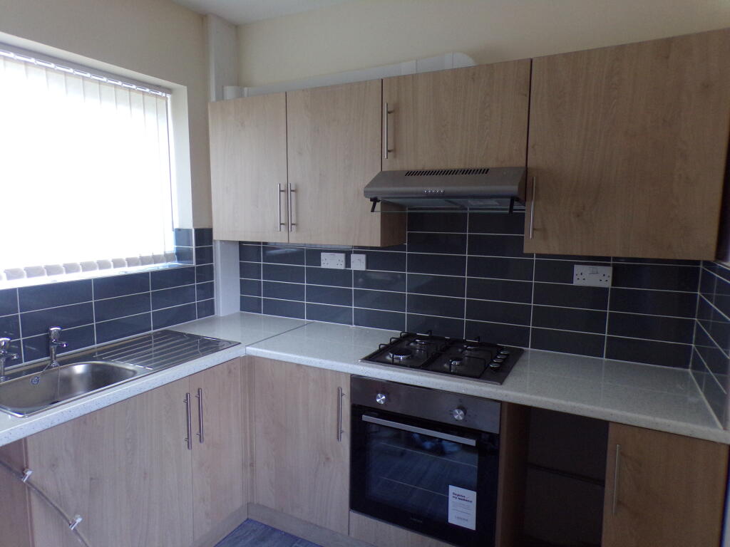 House in Liverpool, Hunts Cross - View 4