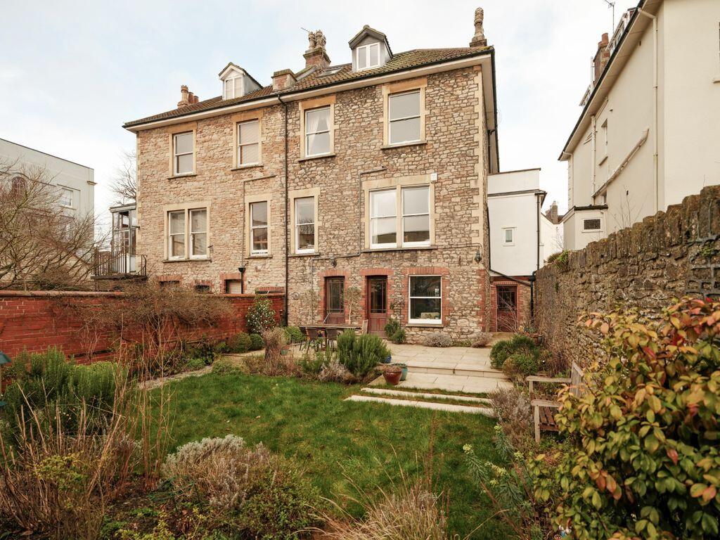 Main image of property: Wellington Park | Clifton