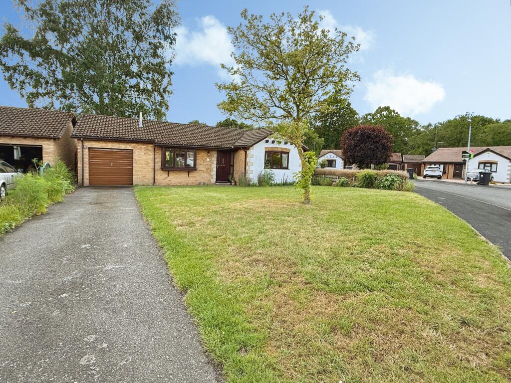 Main image of property: Hadleigh Drive, Lincoln, LN6