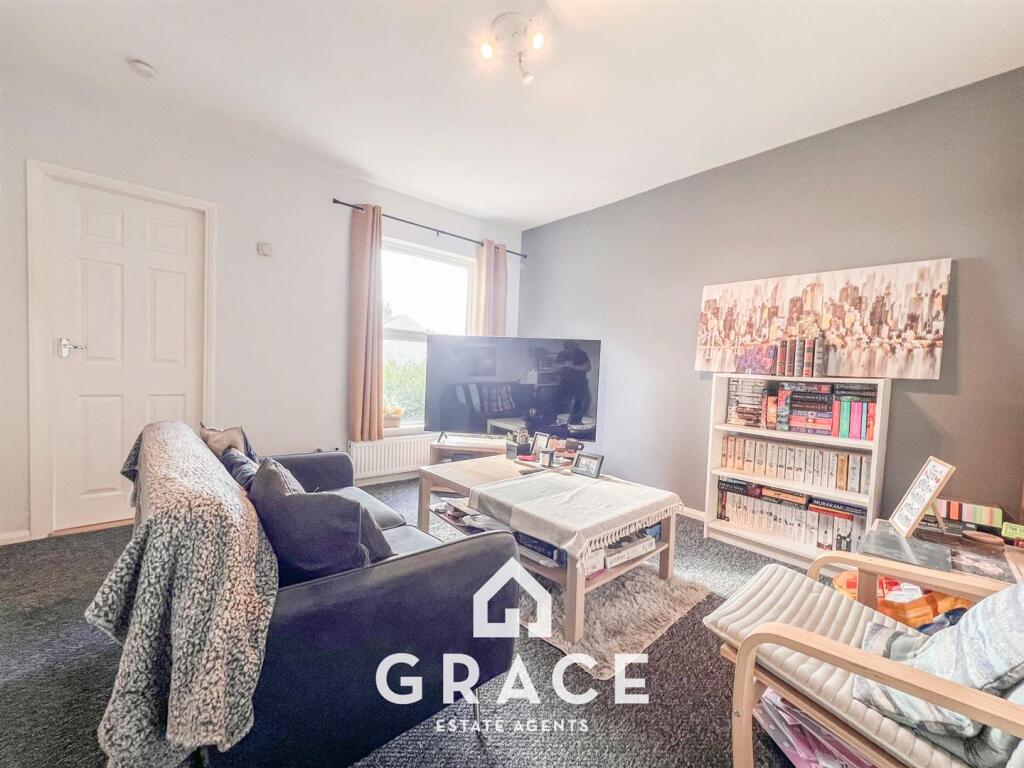 Apartment in Ipswich - View 5